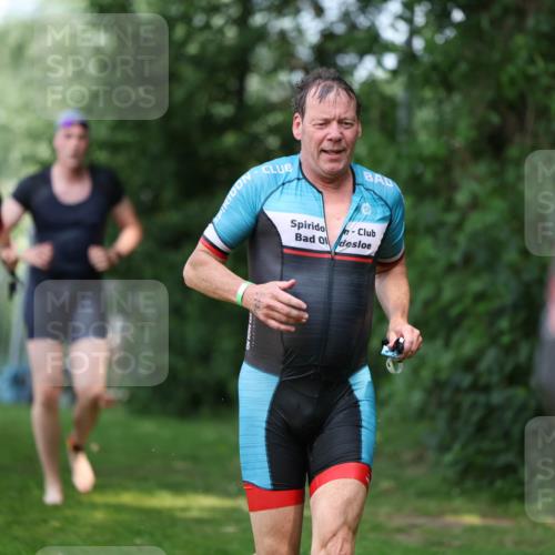 15.06.2025 - 7 Türme Triathlon Michael Strokosch http://msf.ph/oto/7969756 15.06.2025 12:56:48 Schwimmen 786, 868, 886, 901, 910, 1003, 1028, 1060, 1070, 1074, 1132, 1175, 1198 meine-sportfotos.de