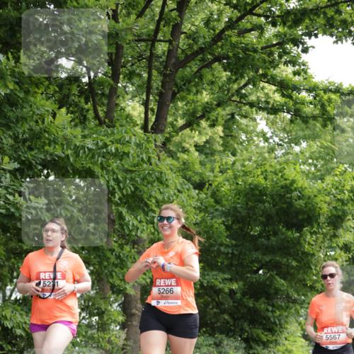 15.06.2025 - REWE Women's Run Jannik Wohlers http://msf.ph/oto/7969767 15.06.2025 10:04:48 Laufen 5211, 5266, 5567 meine-sportfotos.de