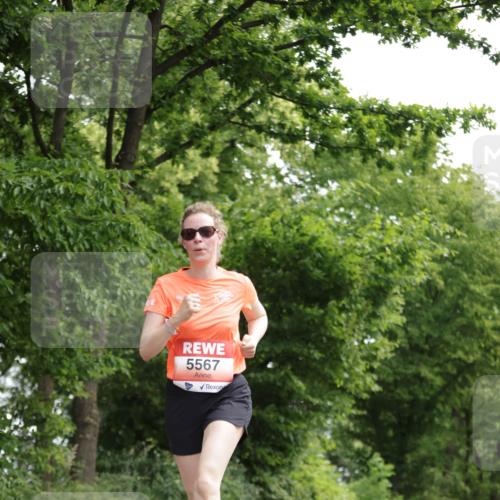 15.06.2025 - REWE Women's Run Jannik Wohlers http://msf.ph/oto/7969802 15.06.2025 10:04:49 Laufen 5567 meine-sportfotos.de