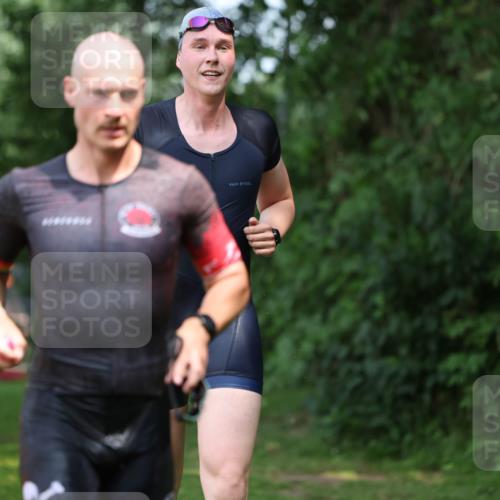 15.06.2025 - 7 Türme Triathlon Michael Strokosch http://msf.ph/oto/7969805 15.06.2025 12:56:51 Schwimmen 868, 886, 901, 910, 1003, 1028, 1074, 1095, 1132, 1167, 1175, 1198 meine-sportfotos.de
