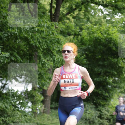 15.06.2025 - REWE Women's Run Jannik Wohlers http://msf.ph/oto/7969851 15.06.2025 10:04:57 Laufen 5679 meine-sportfotos.de