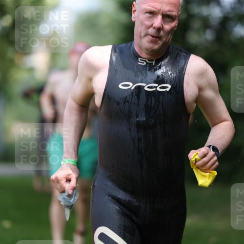 15.06.2025 - 7 Türme Triathlon Michael Strokosch http://msf.ph/oto/7969905 15.06.2025 12:57:04 Schwimmen 774, 889, 910, 915, 988, 1031, 1033, 1049, 1064, 1074, 1095, 1116, 1132, 1136, 1166, 1167 meine-sportfotos.de