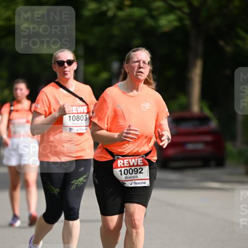 15.06.2025 - REWE Women's Run Dr. Thomas Lammeyer http://msf.ph/oto/7969917 15.06.2025 09:59:05 Laufen 10803, 10092 meine-sportfotos.de