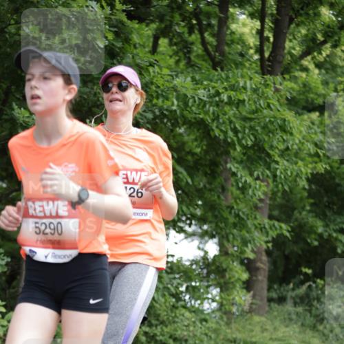 15.06.2025 - REWE Women's Run Jannik Wohlers http://msf.ph/oto/7969918 15.06.2025 10:05:01 Laufen 5290, 126 meine-sportfotos.de