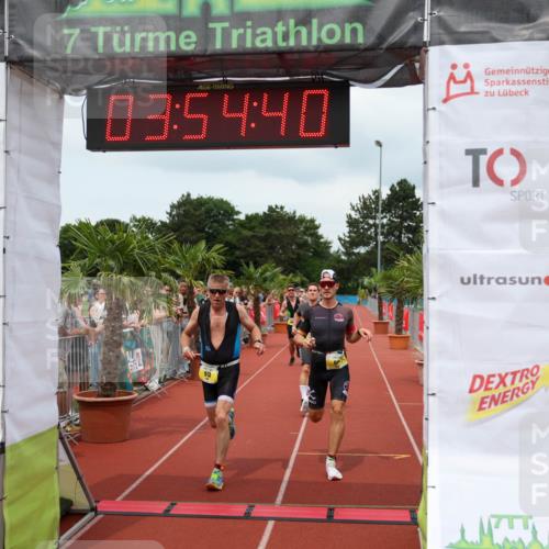 15.06.2025 - 7 Türme Triathlon Michael Strokosch http://msf.ph/oto/7969941 15.06.2025 13:54:40 Ziel 701, 901, 913, 919, 1116 meine-sportfotos.de