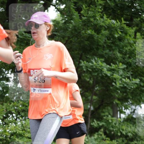 15.06.2025 - REWE Women's Run Jannik Wohlers http://msf.ph/oto/7969952 15.06.2025 10:05:02 Laufen 5426 meine-sportfotos.de
