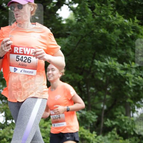 15.06.2025 - REWE Women's Run Jannik Wohlers http://msf.ph/oto/7969961 15.06.2025 10:05:02 Laufen 5426, 5304 meine-sportfotos.de
