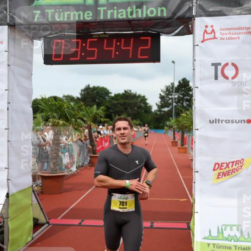 15.06.2025 - 7 Türme Triathlon Michael Strokosch http://msf.ph/oto/7969970 15.06.2025 13:54:42 Ziel 701, 755, 901, 913, 919, 1116 meine-sportfotos.de