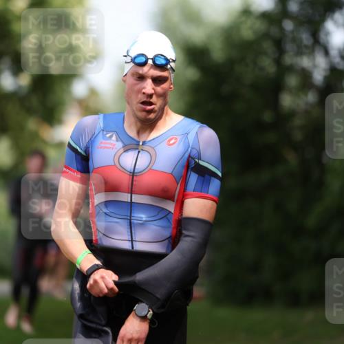 15.06.2025 - 7 Türme Triathlon Michael Strokosch http://msf.ph/oto/7969973 15.06.2025 12:57:10 Schwimmen 736, 774, 889, 910, 913, 915, 988, 1031, 1033, 1049, 1064, 1074, 1087, 1095, 1114, 1116, 1136, 1164, 1166, 1167 meine-sportfotos.de