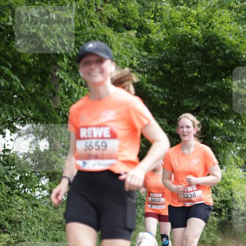 15.06.2025 - REWE Women's Run Jannik Wohlers http://msf.ph/oto/7970047 15.06.2025 10:05:08 Laufen 5659, 5652, 5236 meine-sportfotos.de