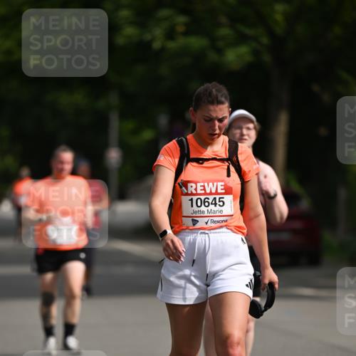15.06.2025 - REWE Women's Run Dr. Thomas Lammeyer http://msf.ph/oto/7970050 15.06.2025 09:59:12 Laufen 10645 meine-sportfotos.de