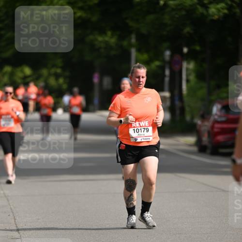 15.06.2025 - REWE Women's Run Dr. Thomas Lammeyer http://msf.ph/oto/7970083 15.06.2025 09:59:14 Laufen 10179 meine-sportfotos.de