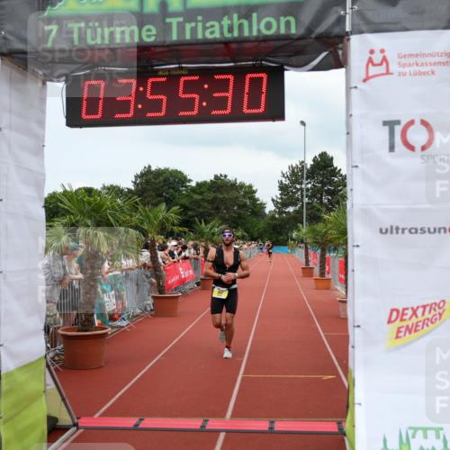 15.06.2025 - 7 Türme Triathlon Michael Strokosch http://msf.ph/oto/7970121 15.06.2025 13:55:29 Ziel 762 meine-sportfotos.de