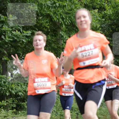 15.06.2025 - REWE Women's Run Jannik Wohlers http://msf.ph/oto/7970182 15.06.2025 10:05:15 Laufen 5059, 5628, 5227, 5627 meine-sportfotos.de