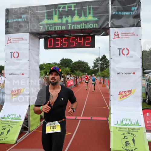 15.06.2025 - 7 Türme Triathlon Michael Strokosch http://msf.ph/oto/7970192 15.06.2025 13:55:42 Ziel 745, 978, 1087, 1120 meine-sportfotos.de