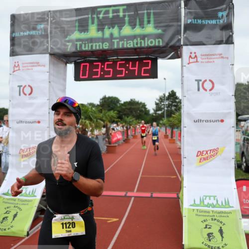 15.06.2025 - 7 Türme Triathlon Michael Strokosch http://msf.ph/oto/7970196 15.06.2025 13:55:42 Ziel 745, 978, 1087, 1120 meine-sportfotos.de