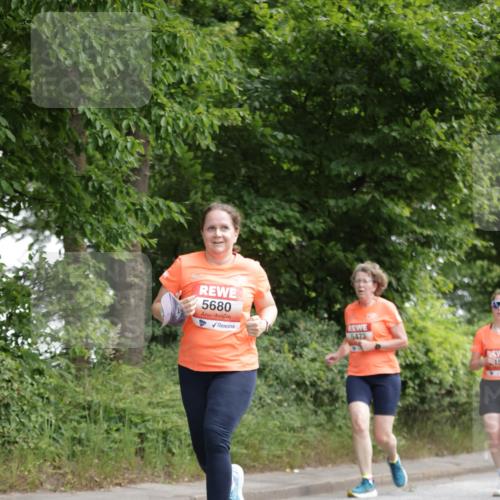 15.06.2025 - REWE Women's Run Jannik Wohlers http://msf.ph/oto/7970217 15.06.2025 10:05:18 Laufen 5680, 5473 meine-sportfotos.de