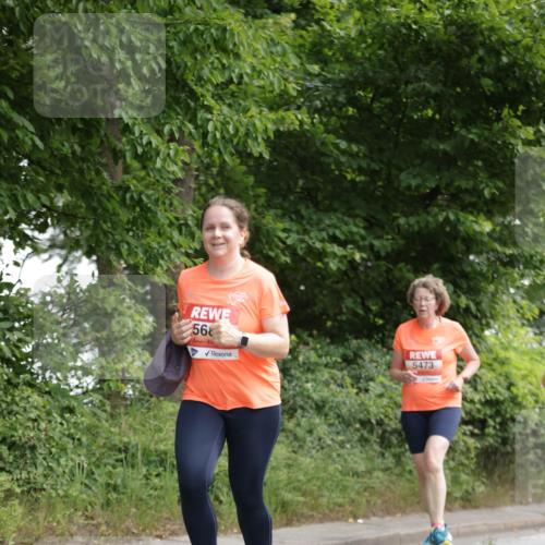 15.06.2025 - REWE Women's Run Jannik Wohlers http://msf.ph/oto/7970224 15.06.2025 10:05:18 Laufen 56, 5473 meine-sportfotos.de