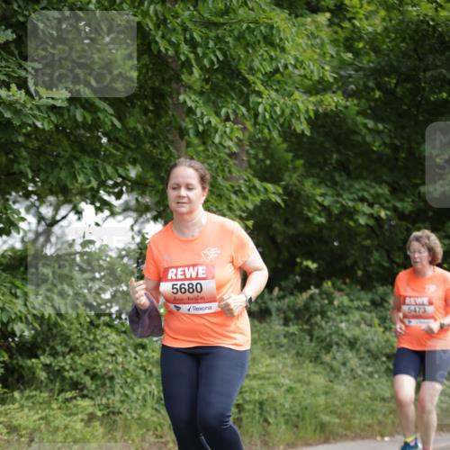 15.06.2025 - REWE Women's Run Jannik Wohlers http://msf.ph/oto/7970243 15.06.2025 10:05:18 Laufen 5680, 5473 meine-sportfotos.de