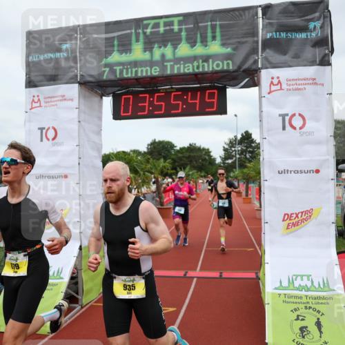 15.06.2025 - 7 Türme Triathlon Michael Strokosch http://msf.ph/oto/7970283 15.06.2025 13:55:49 Ziel 455, 475, 745, 879, 935, 978, 1064, 1087 meine-sportfotos.de