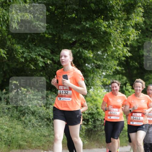 15.06.2025 - REWE Women's Run Jannik Wohlers http://msf.ph/oto/7970345 15.06.2025 10:05:24 Laufen 5132, 5105, 5453 meine-sportfotos.de
