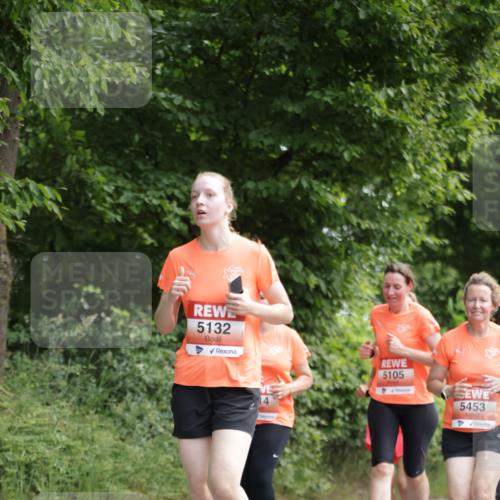 15.06.2025 - REWE Women's Run Jannik Wohlers http://msf.ph/oto/7970358 15.06.2025 10:05:24 Laufen 5132, 14, 5105, 5453 meine-sportfotos.de