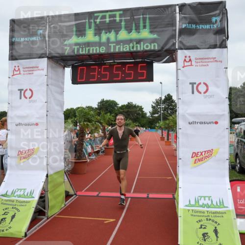 15.06.2025 - 7 Türme Triathlon Michael Strokosch http://msf.ph/oto/7970360 15.06.2025 13:55:55 Ziel 455, 475, 760, 879, 935, 1064, 1070, 1175 meine-sportfotos.de