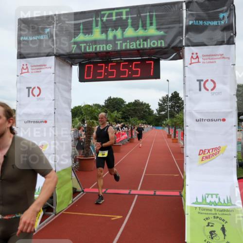 15.06.2025 - 7 Türme Triathlon Michael Strokosch http://msf.ph/oto/7970378 15.06.2025 13:55:56 Ziel 455, 475, 760, 879, 935, 1064, 1070, 1175 meine-sportfotos.de