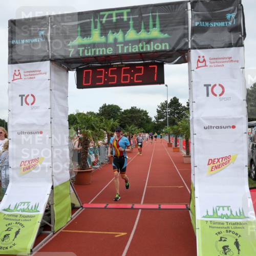 15.06.2025 - 7 Türme Triathlon Michael Strokosch http://msf.ph/oto/7970475 15.06.2025 13:56:26 Ziel 410, 904, 924 meine-sportfotos.de