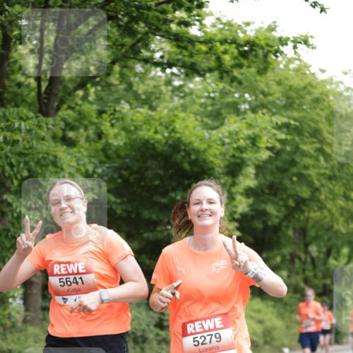 15.06.2025 - REWE Women's Run Jannik Wohlers http://msf.ph/oto/7970480 15.06.2025 10:05:30 Laufen 5641, 5279 meine-sportfotos.de