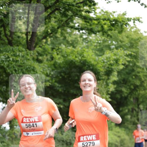 15.06.2025 - REWE Women's Run Jannik Wohlers http://msf.ph/oto/7970485 15.06.2025 10:05:30 Laufen 5641, 5279 meine-sportfotos.de