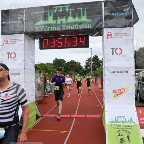 15.06.2025 - 7 Türme Triathlon Michael Strokosch http://msf.ph/oto/7970570 15.06.2025 13:56:34 Ziel 410, 741, 896, 904, 1025 meine-sportfotos.de