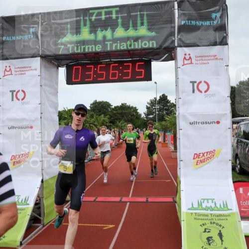 15.06.2025 - 7 Türme Triathlon Michael Strokosch http://msf.ph/oto/7970580 15.06.2025 13:56:34 Ziel 410, 741, 896, 904, 1025 meine-sportfotos.de