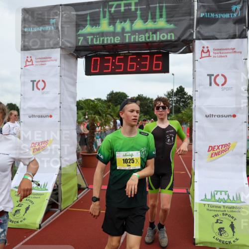 15.06.2025 - 7 Türme Triathlon Michael Strokosch http://msf.ph/oto/7970602 15.06.2025 13:56:36 Ziel 410, 741, 896, 996, 1025 meine-sportfotos.de