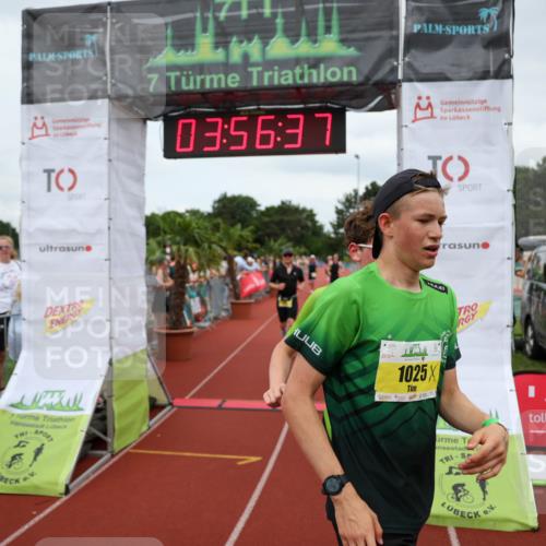 15.06.2025 - 7 Türme Triathlon Michael Strokosch http://msf.ph/oto/7970608 15.06.2025 13:56:37 Ziel 410, 741, 896, 996, 1025 meine-sportfotos.de