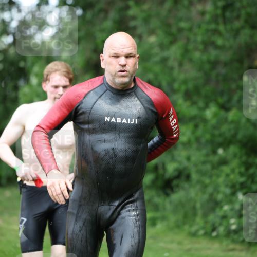 15.06.2025 - 7 Türme Triathlon Michael Strokosch http://msf.ph/oto/7970677 15.06.2025 12:58:25 Schwimmen 192, 717, 739, 773, 794, 795, 798, 807, 815, 832, 899, 935, 938, 974, 1007, 1044, 1052, 1059, 1085, 1102, 1106, 1127, 1141, 1143, 1146, 1162, 1180, 1187 meine-sportfotos.de