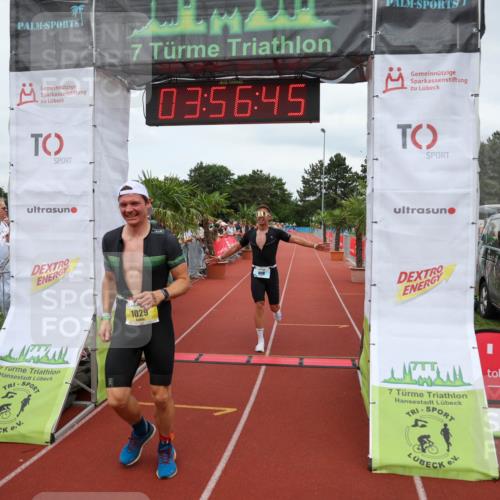 15.06.2025 - 7 Türme Triathlon Michael Strokosch http://msf.ph/oto/7970688 15.06.2025 13:56:45 Ziel 658, 769, 896, 996, 1029 meine-sportfotos.de