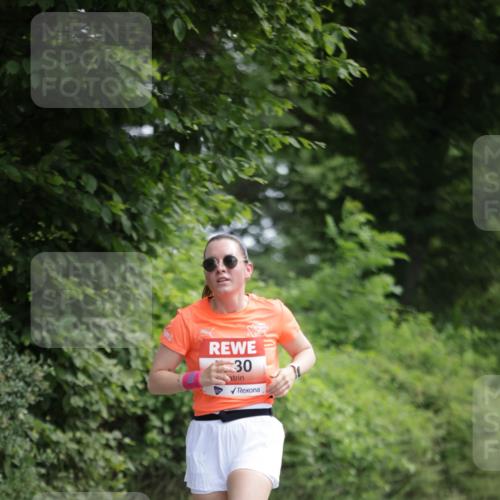 15.06.2025 - REWE Women's Run Jannik Wohlers http://msf.ph/oto/7970693 15.06.2025 10:05:49 Laufen 30 meine-sportfotos.de