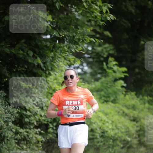 15.06.2025 - REWE Women's Run Jannik Wohlers http://msf.ph/oto/7970696 15.06.2025 10:05:49 Laufen 30 meine-sportfotos.de