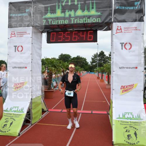15.06.2025 - 7 Türme Triathlon Michael Strokosch http://msf.ph/oto/7970710 15.06.2025 13:56:46 Ziel 658, 769, 996, 1029 meine-sportfotos.de