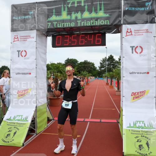 15.06.2025 - 7 Türme Triathlon Michael Strokosch http://msf.ph/oto/7970721 15.06.2025 13:56:46 Ziel 658, 769, 996, 1029 meine-sportfotos.de