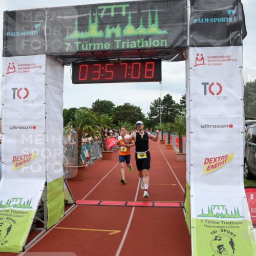 15.06.2025 - 7 Türme Triathlon Michael Strokosch http://msf.ph/oto/7970757 15.06.2025 13:57:07 Ziel 505, 950, 1052 meine-sportfotos.de