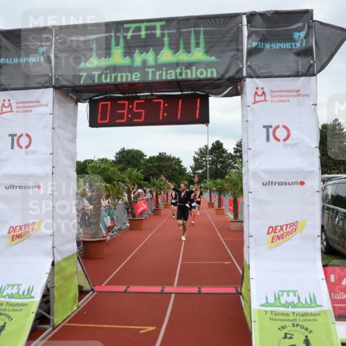 15.06.2025 - 7 Türme Triathlon Michael Strokosch http://msf.ph/oto/7970792 15.06.2025 13:57:11 Ziel 442, 505, 734, 950, 1011, 1052, 1069 meine-sportfotos.de