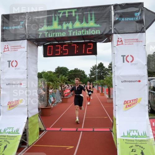 15.06.2025 - 7 Türme Triathlon Michael Strokosch http://msf.ph/oto/7970811 15.06.2025 13:57:12 Ziel 442, 505, 734, 950, 1011, 1052, 1069 meine-sportfotos.de