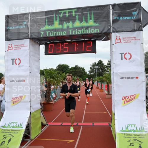 15.06.2025 - 7 Türme Triathlon Michael Strokosch http://msf.ph/oto/7970817 15.06.2025 13:57:12 Ziel 442, 505, 734, 950, 1011, 1052, 1069 meine-sportfotos.de