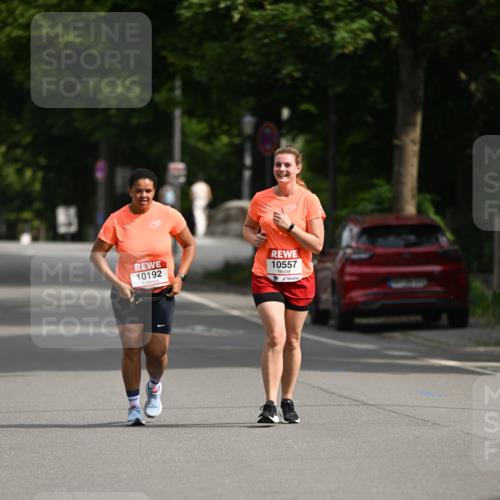 15.06.2025 - REWE Women's Run Dr. Thomas Lammeyer http://msf.ph/oto/7970849 15.06.2025 09:59:58 Laufen 10192, 10557 meine-sportfotos.de