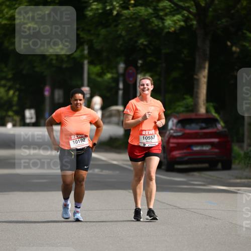 15.06.2025 - REWE Women's Run Dr. Thomas Lammeyer http://msf.ph/oto/7970865 15.06.2025 09:59:59 Laufen 10192, 10557 meine-sportfotos.de