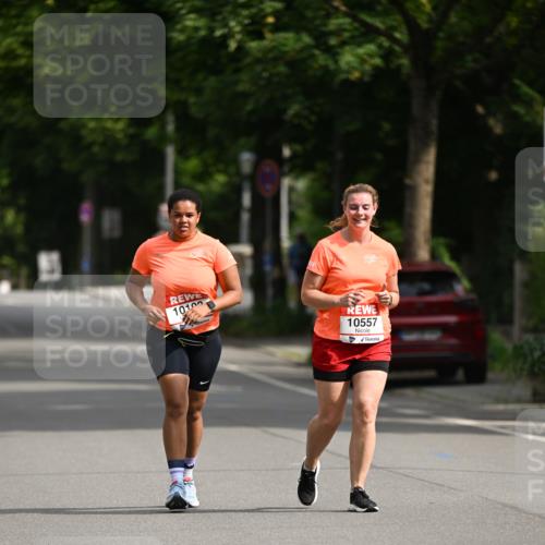 15.06.2025 - REWE Women's Run Dr. Thomas Lammeyer http://msf.ph/oto/7970899 15.06.2025 10:00:00 Laufen 10100, 10557 meine-sportfotos.de