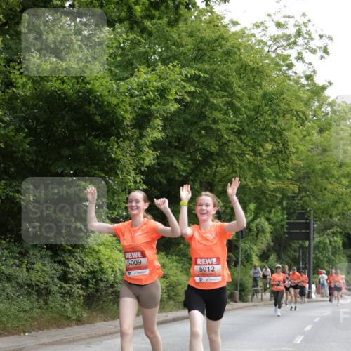 15.06.2025 - REWE Women's Run Jannik Wohlers http://msf.ph/oto/7970944 15.06.2025 10:06:08 Laufen 5009, 5012 meine-sportfotos.de