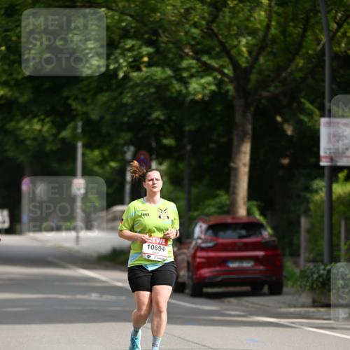 15.06.2025 - REWE Women's Run Dr. Thomas Lammeyer http://msf.ph/oto/7970994 15.06.2025 10:00:12 Laufen 10694 meine-sportfotos.de